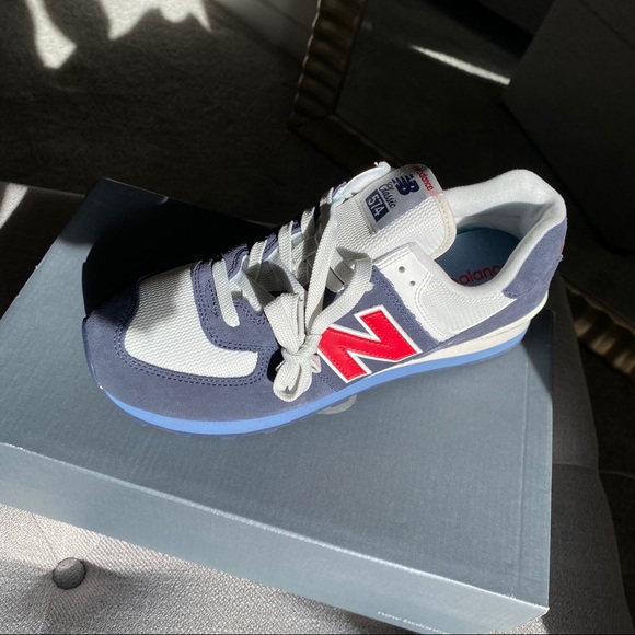 SOLD - New Balance 574 Classic Core Plus Navy Red - Picture 3 of 4